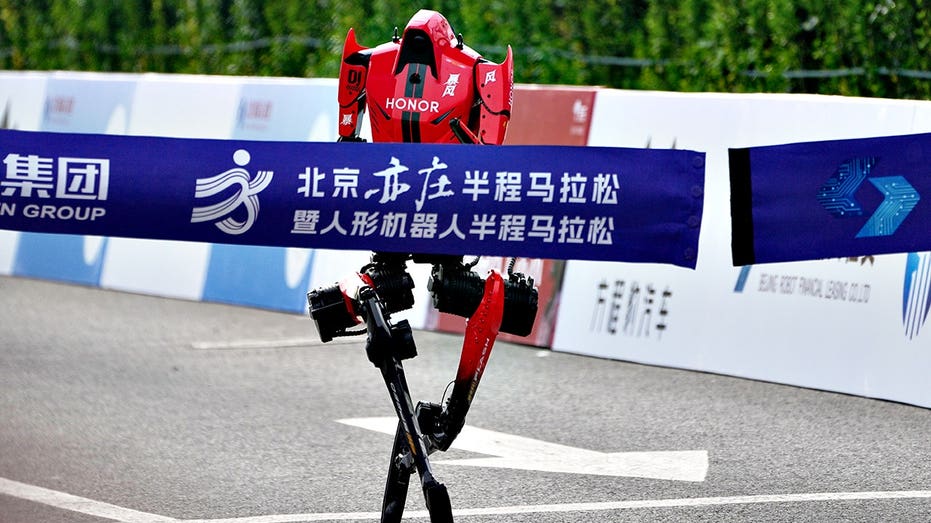 Chinese robot breaks human world record in Beijing half-marathon Education Guide