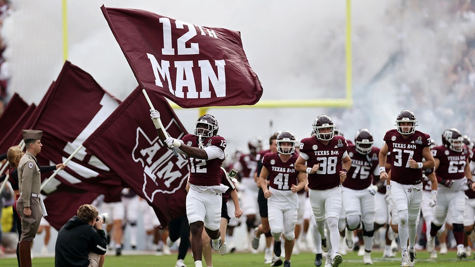 Five-star Texas A&M offensive line commit gets torched on social media for awkward hat ritual Education Guide